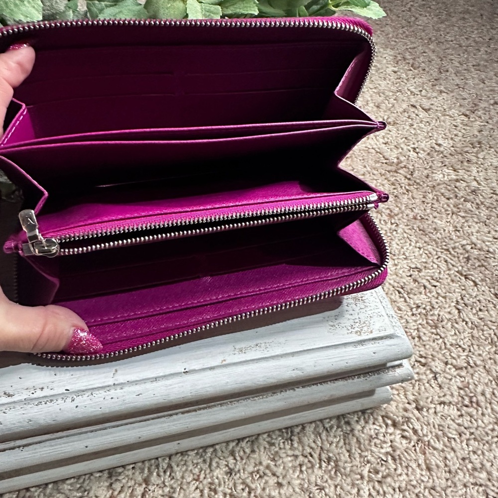 Louis Vuitton Fuchsia Wallet - Picture 7 of 13